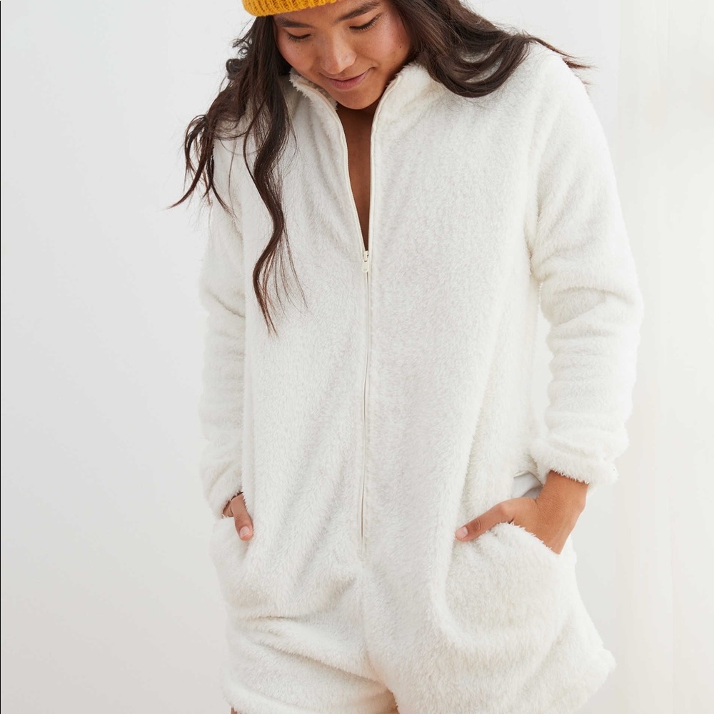 Aerie Fuzzy Sherpa Sleep Romper